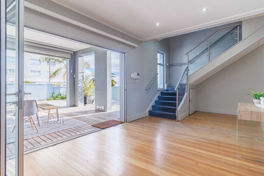 4 Bedroom Property for Sale in Bantry Bay Western Cape